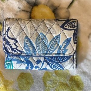 Vera Bradley RFID shielding Blue Quilted Women's Wallet
